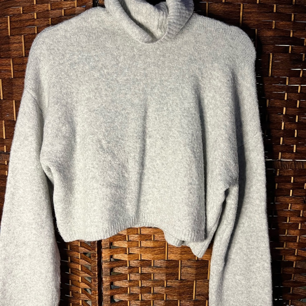 Bershka Light Gray Turtleneck Sweater